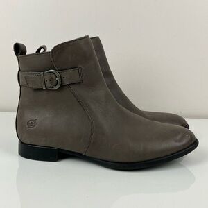 Born Women’s Size 7.5 M Brown Gray Leather Heeled Ankle Booties Side Zip Buckle